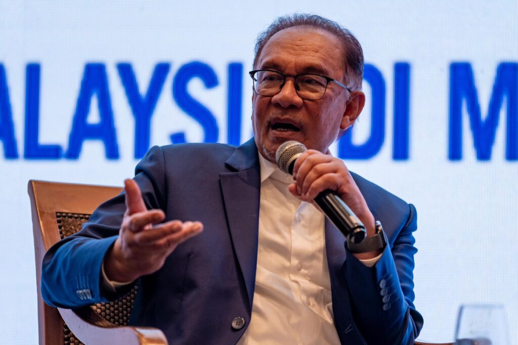 Langkah awal untuk Malaysia, negara Asia berdaganag tanpa guna dolar AS sudah ‘berjaya’ – PM Anwar