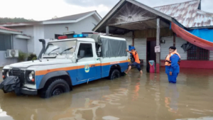 50 penduduk Changkat Jong dipindahkan ekoran air sungai melimpah