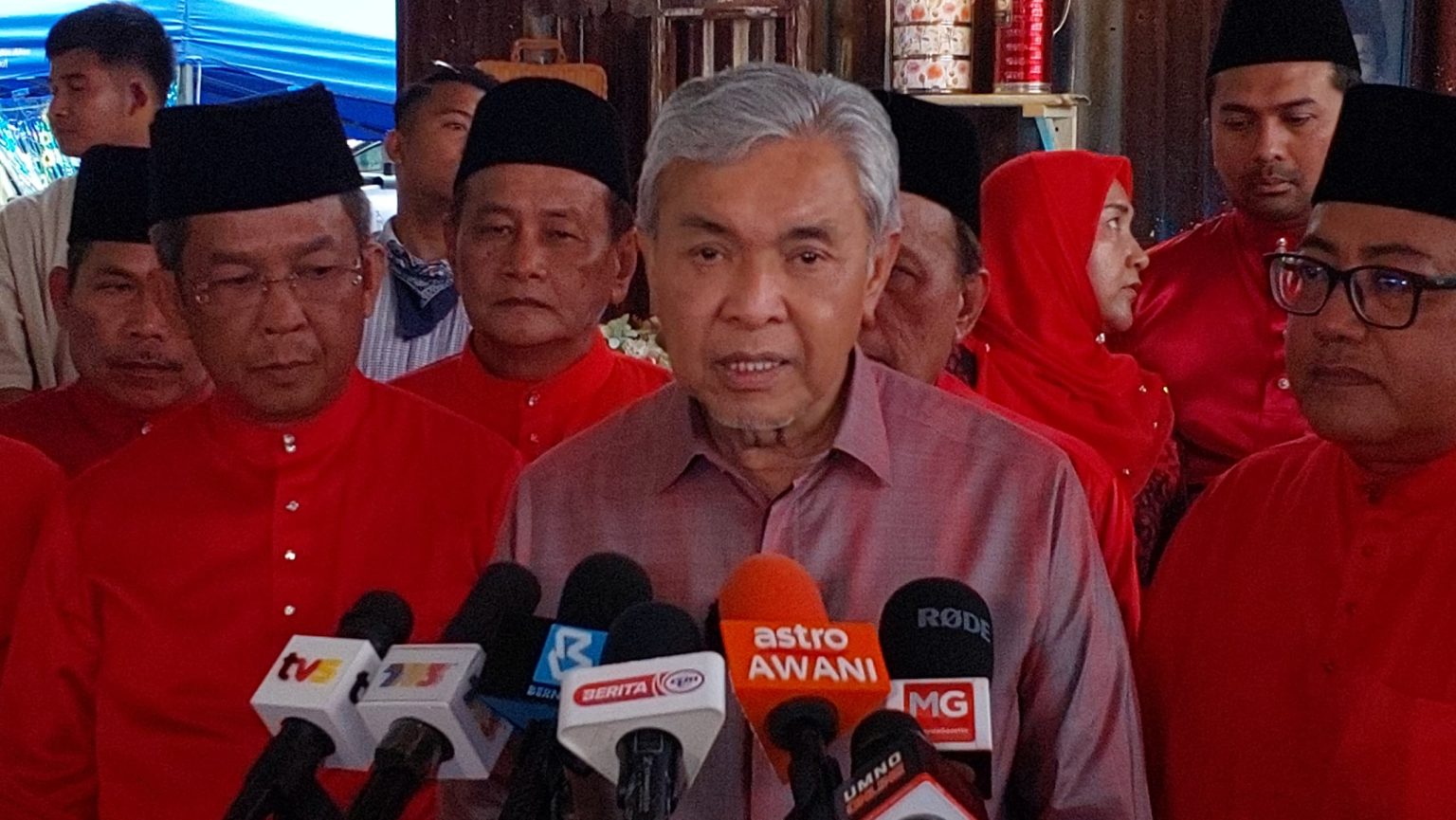 Pengumuman Kenaikan Gaji Penjawat Awam Bukan Gula Gula Politik Prk Kkb Zahid Malaysia Bangkit 