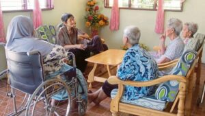 Kerajaan bakal gubal akta anak-anak wajib sara ibu bapa uzur