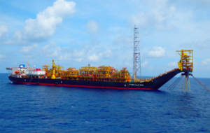 Harga minyak dunia turun, Malaysia terima bekalan dari Iraq