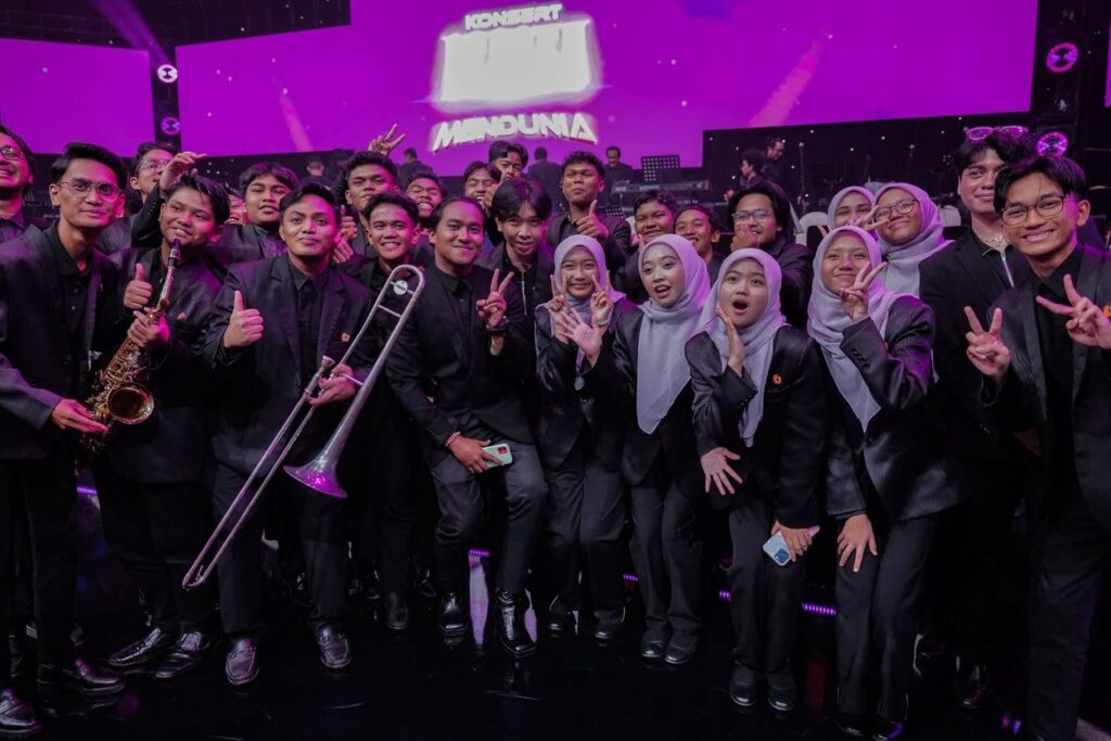 Orkestra MRSM Felda Trolak sedia gegar pentas dunia