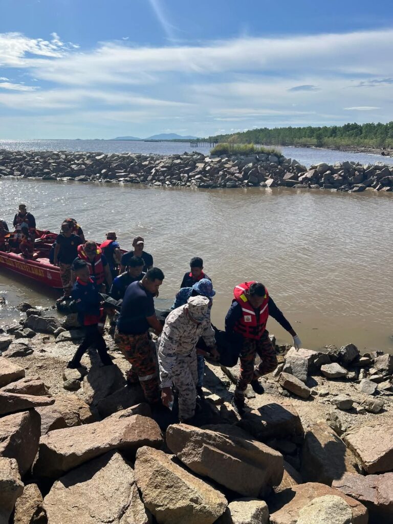Kelong runtuh dilanda ribut, seorang pemancing maut dan tujuh selamat