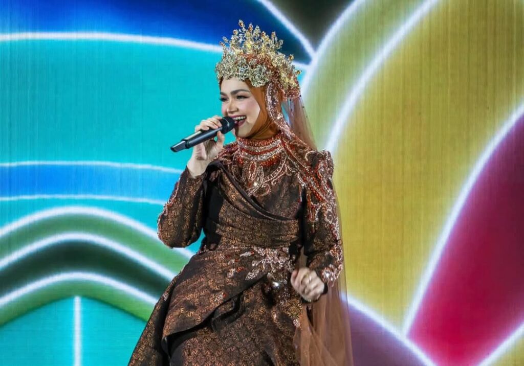 ‘Satu penghormatan dapat nyanyi lagu tema ASEAN-GCC-China’ – Siti Nurhaliza