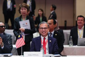 Malaysia Kukuh Kerjasama Digital Serantau di Mesyuarat Menteri APT 2025
