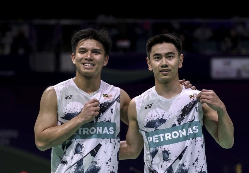 Sze Fei-Izzuddin kini beregu nombor 1 dunia