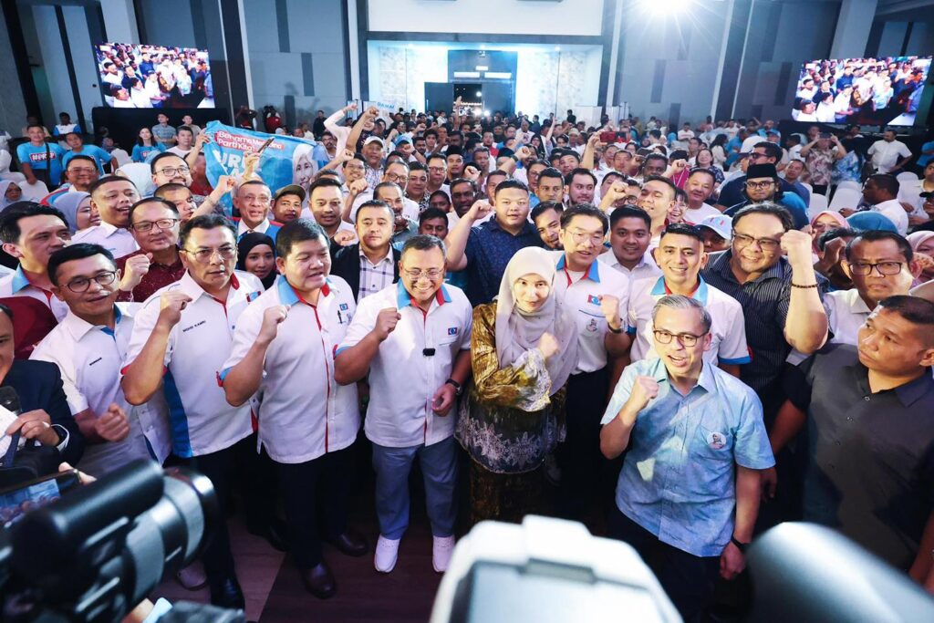 Musuh sebenar kita rosakkan negara, bukan sesama ahli parti – Nurul Izzah