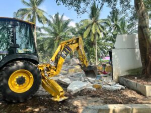 Operasi Roboh Struktur Haram Tapak Masjid Dengkil Lancar