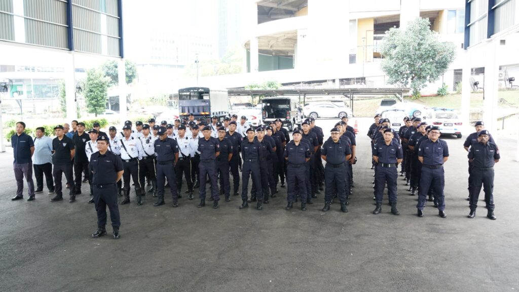 6,147 polis digerakkan menjelang sidang Kemuncak ASEAN