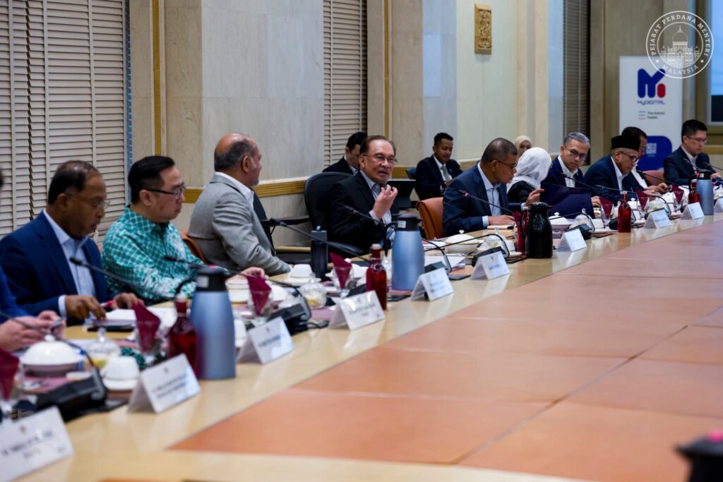 Kerajaan Komited Perkasa Ekonomi Digital, Pacu Industri Hijau – PM