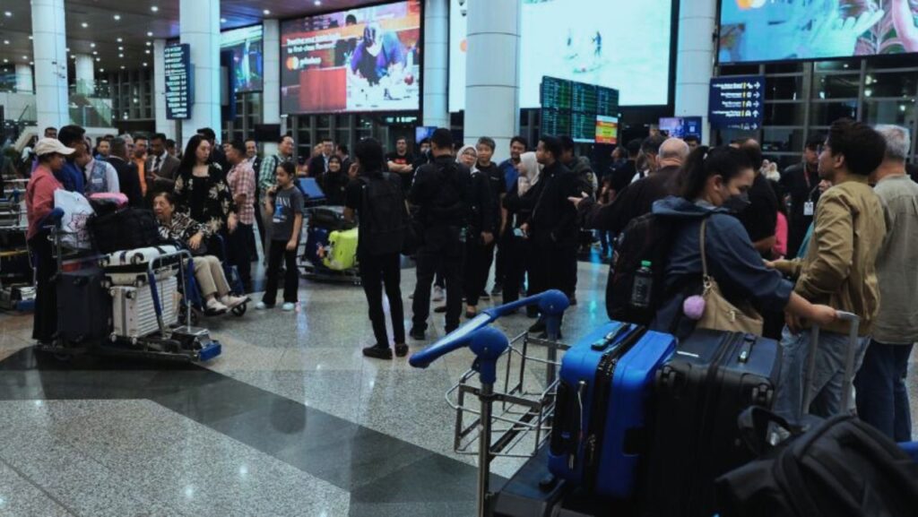 Kerajaan Malaysia Berjaya Evakuasi Rakyat dari Iran