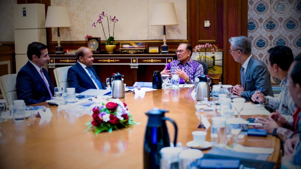 Anwar Terima Kunjungan Delegasi Indorama Corporation, Bincang Pelaburan Strategik RM6 Bilion