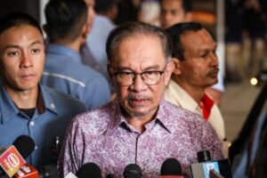 Anwar tegas pertahan rayuan Kerajaan, istilah hina dan jengkel