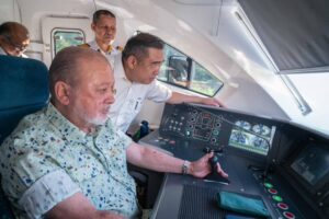 Loke junjung kasih YDPA cemar duli rasmi ETS3