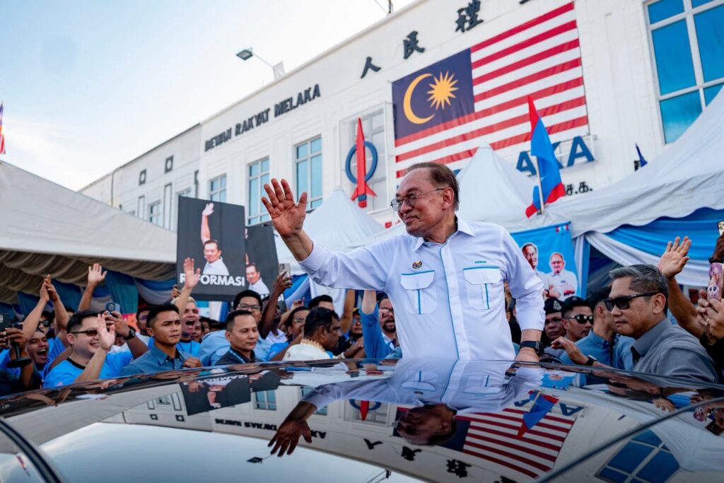 Reformasi Bukan Retorik, Tapi Tindakan Membela Rakyat – Anwar