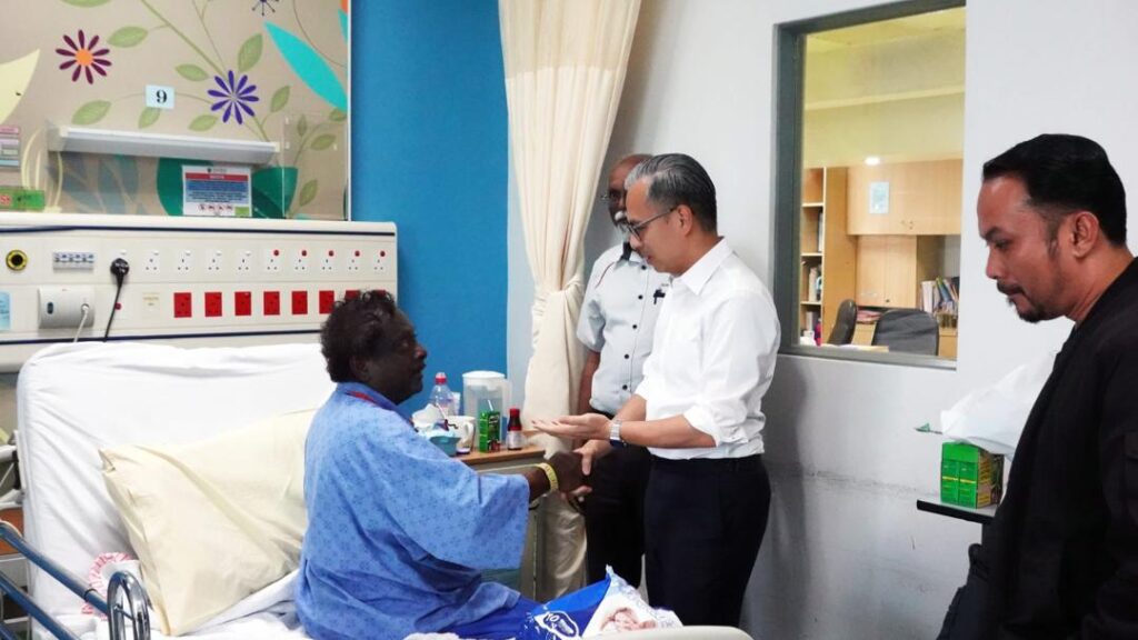Fahmi Ziarah ‘Pejuang Rakyat’ Di PPUM, Kenang Jasa Kepada Masyarakat