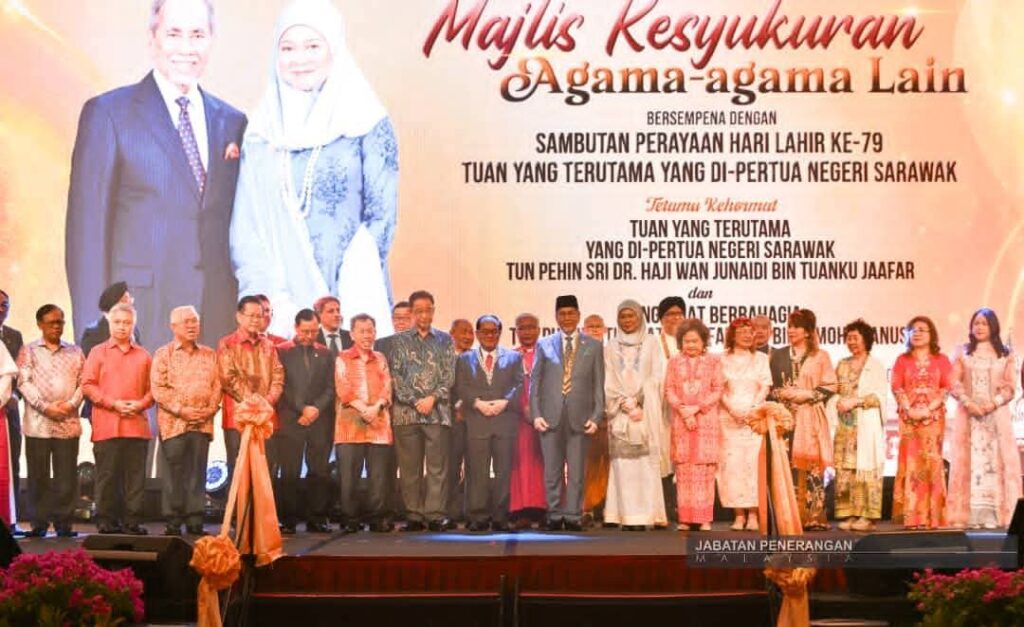 Tun Wan Junaidi Simbol Keharmonian Kaum, Agama Di Bumi Kenyalang