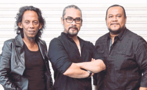 Black, Eddie Umum Tinggalkan Wings