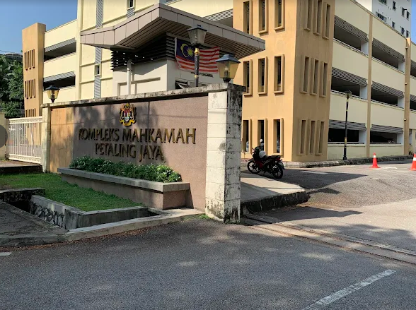 Remaja 14 Tahun Didakwa Bunuh Rakan Sekolah di Petaling Jaya
