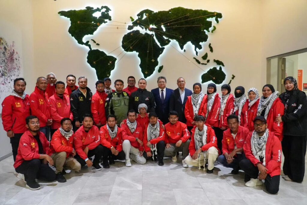 Cadangan Anugerah Pingat Keberanian Kepada Sukarelawan GSF