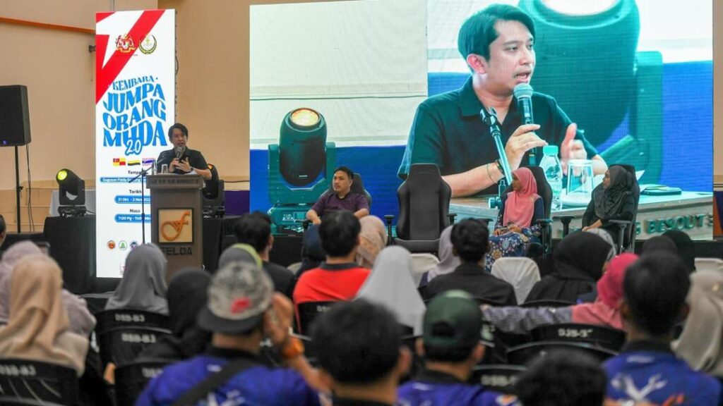 Adam Adli teruskan kembara jumpa orang muda 2.0 di Perak