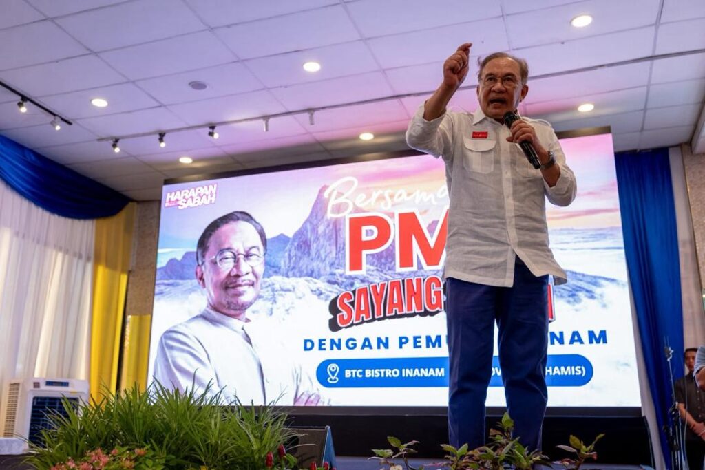 ‘Saya Datang Berkhidmat, Bukan Ambil Projek’ – Anwar