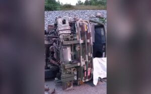 Polis temui 41 pil kuda dalam kereta rempuh trak tentera hingga maut