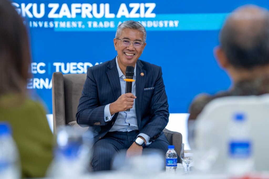 Zafrul Tekad Terus Berkhidmat Demi Agenda Ekonomi Negara