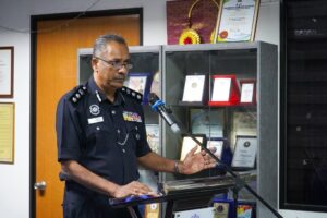 Dua Lelaki Dicekup Ketika Cuba Lari Pecah Rumah Di Klang