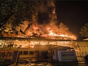 Empat Kilang Terbakar Di Banting, Dua Musnah Sepenuhnya