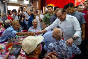 Anwar Seru Rakyat Malaysia Kekal Keharmonian Sempena Tahun Baharu Cina