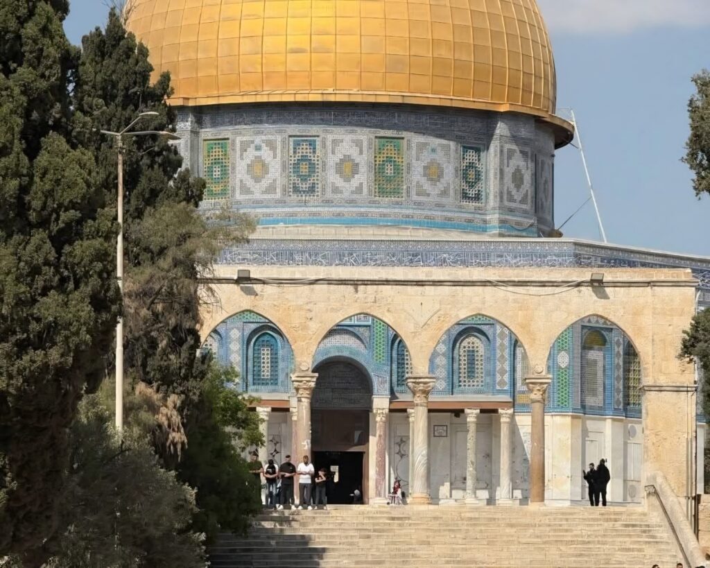 Israel Tahan Imam Masjid Al‑Aqsa, Ketegangan Meningkat Menjelang Ramadan