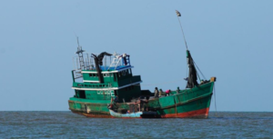 Kapal Thailand terkandas di Selat Hormuz, tiga kru masih hilang