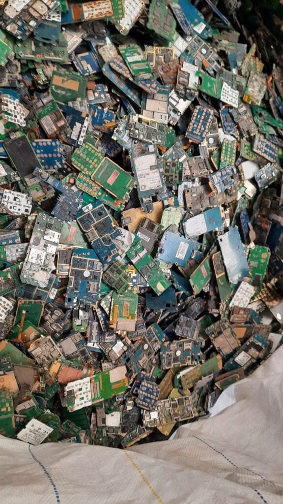 Larangan Mutlak Import E-Waste Dikuatkuasa Mulai Hari Ini