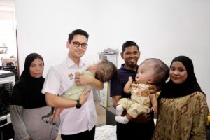 Dua Beradik Hidap Hydrocephalus Kini Anak Angkat Dr Taufiq