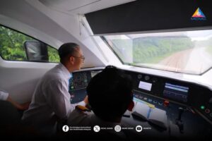 Fahmi Uji Kelajuan 4G, 5G Di Laluan ETS