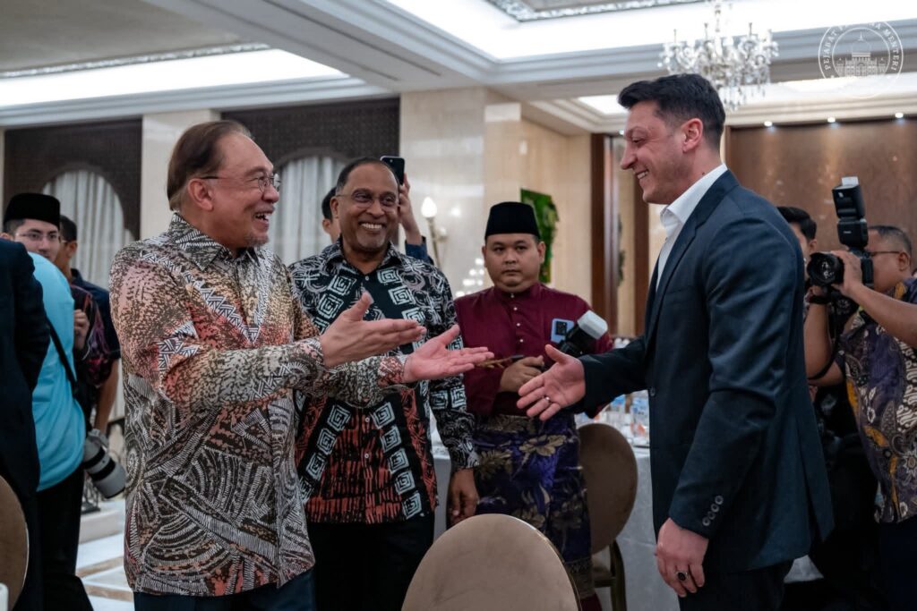 Malaysia Perlu Tangkas Hadapi Cabaran Ekonomi, Geopolitik – Anwar