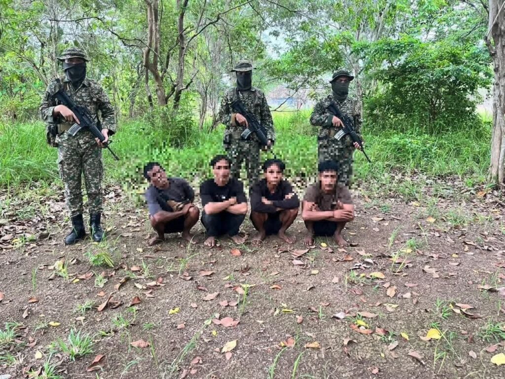 Tentera Darat Tahan 10 PATI Di Sempadan