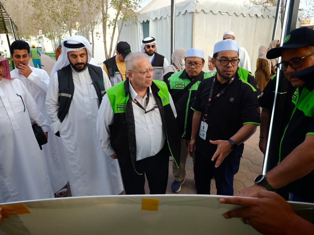 Menteri Agama Tinjau Persiapan Khemah Jemaah Di Arafah, Mina