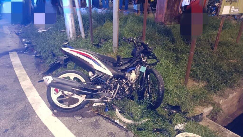 Penunggang Motosikal Maut, Nahas Dua Kenderaan