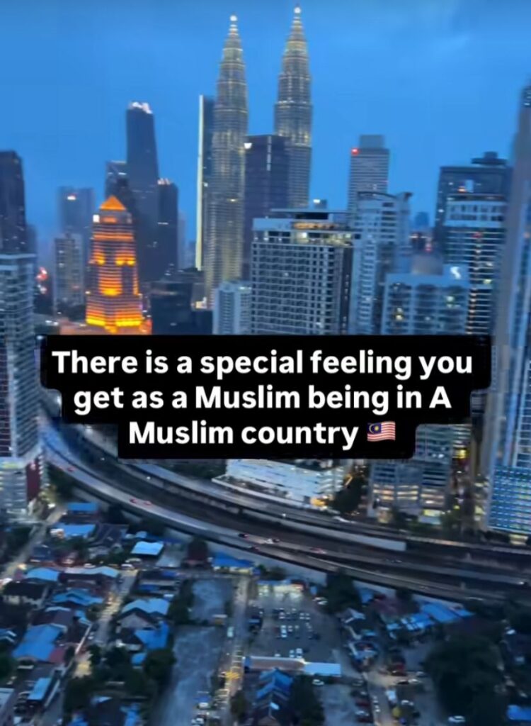 Azan dari pelbagai arah, pengembara akui Malaysia unik