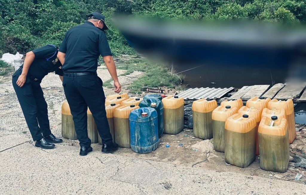 OPS TIRIS 4.0: Lelaki Ditahan, 750 Liter Petrol Dirampas